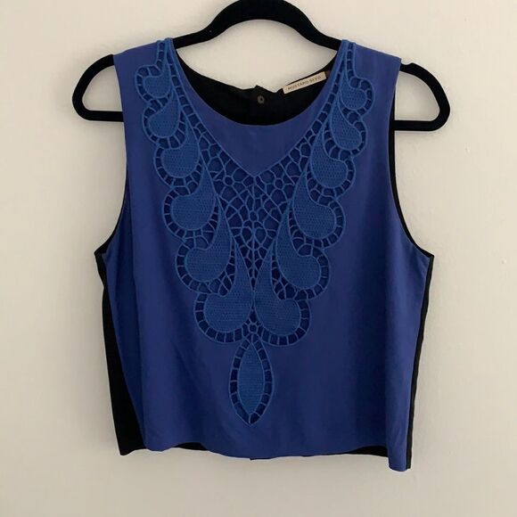 Open back top with button closure M - Picture 1 of 3